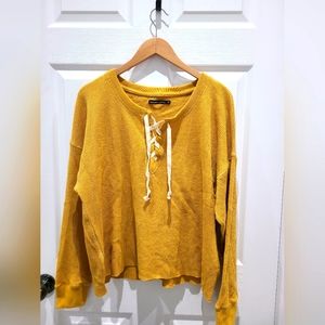 Abercrombie & Fitch Mustard lounge top. SIZE XL